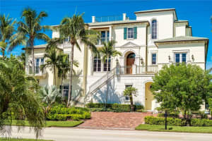 3850 Gordon Dr, Naples, FL 34102, Sold 07/27/21