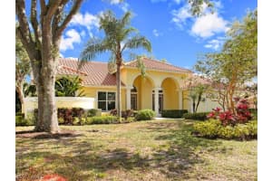 2028 Mission Dr, Naples, FL 34109, Sold 08/27/21