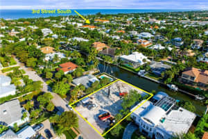 525 16th Ave S, Naples, FL 34102, Sold 08/05/22