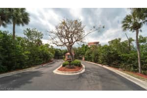 133 Vintage Bay Dr, Marco Island, FL 34145, Sold 06/09/21