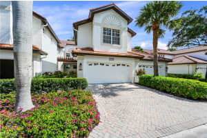 2150 Hawksridge Dr, Naples, FL 34105, Sold 07/01/21