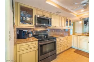 5109 Sunnybrook Ct APT 11, Cape Coral, FL 33904, Sold 06/11/21