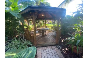 12632 Kenwood Ln, Fort Myers, FL 33907, Sold 06/21/21
