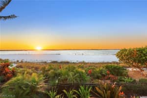 202 S Beach Dr, Marco Island, FL 34145, Sold 03/22/22