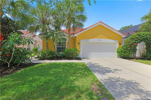 371 Pindo Palm Dr, Naples, FL 34104, Sold 07/16/21