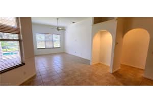 6610 Chestnut Cir, Naples, FL 34109, Sold 08/04/21