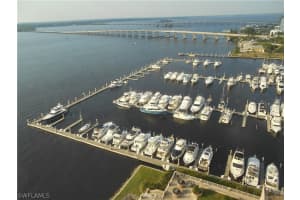 2104 W First St APT 2004, Fort Myers, FL 33901, Sold 12/03/21