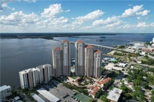 2104 W First St APT 2004, Fort Myers, FL 33901, Sold 12/03/21