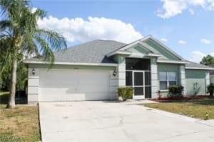 4417 Varsity Lakes Dr, Lehigh Acres, FL 33971, Sold 07/09/21