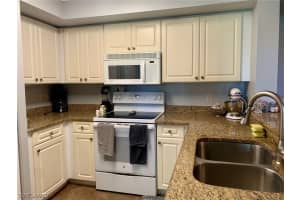 1170 Wildwood Lakes Blvd, Naples, FL 34104, Sold 11/03/21