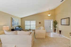 8920 Cedar Hollow Dr, Fort Myers, FL 33912, Sold 08/23/21