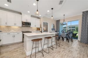 6960 Avalon Cir, Naples, FL 34112, Sold 07/07/21