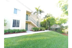 1180 Wildwood Lakes Blvd, Naples, FL 34104, Sold 06/25/21