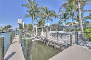 251 Randy Ln, Fort Myers Beach, FL 33931, Sold 07/26/21