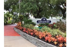 2262 Anchorage Ln, Naples, FL 34104, Sold 12/27/21