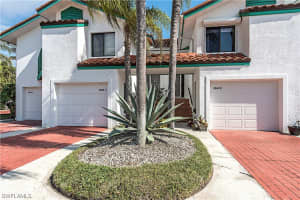 2262 Anchorage Ln, Naples, FL 34104, Sold 12/27/21