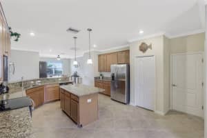 2255 Vermont Ln, Naples, FL 34120, Sold 08/13/21