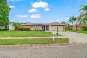 866 Adelphi Ct, Fort Myers, FL 33919, Sold 09/14/21