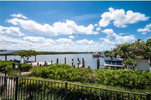 1492 2nd Ave S, Naples, FL 34102, Sold 08/31/21