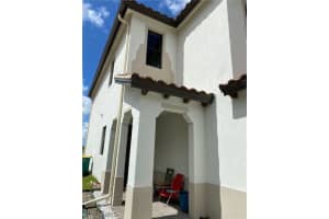 8862 Madrid Cir, Naples, FL 34104, Sold 08/10/21