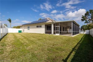 1042 Jardin Dr, Naples, FL 34104, Sold 01/17/22