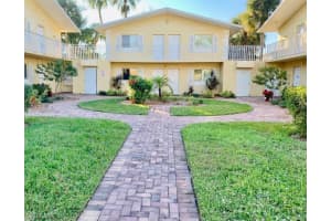 8071 Country Rd UNIT 205, Fort Myers, FL 33919, Sold 08/06/21