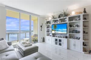 3000 Oasis Grand Blvd, Fort Myers, FL 33916, Sold 03/14/22