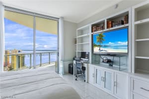 3000 Oasis Grand Blvd, Fort Myers, FL 33916, Sold 03/14/22