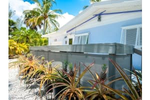 1376 Jamaica Dr, Sanibel, FL 33957, Sold 07/16/21