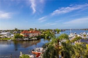 807 River Point Dr #102d, Naples, FL 34102, Sold 07/28/21