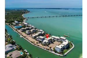 760 Sextant Dr UNIT 323, Sanibel, FL 33957, Sold 09/16/21