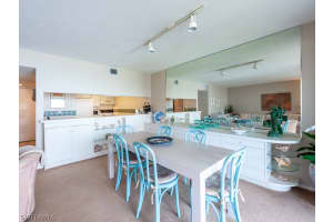 760 Sextant Dr UNIT 323, Sanibel, FL 33957, Sold 09/16/21