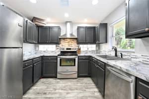 6007 Hollow Dr, Naples, FL 34112, Sold 10/04/21