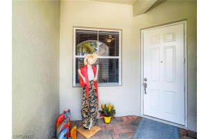 1465 Mariposa Cir, Naples, FL 34105, Sold 08/27/21