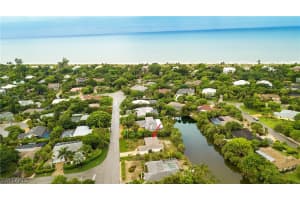 565 E Rocks Dr, Sanibel, FL 33957, Sold 08/06/21
