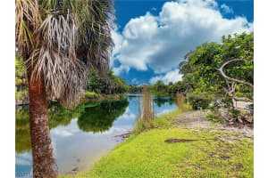 565 E Rocks Dr, Sanibel, FL 33957, Sold 08/06/21