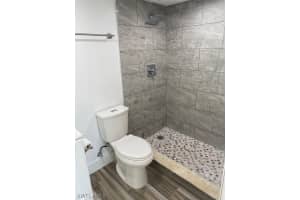 142 Santa Clara Dr, Naples, FL 34104, Sold 09/30/21