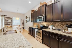 7758 Bucks Run Dr, Naples, FL 34120, Sold 08/10/21