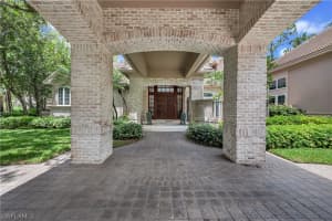 336 Edgemere Way E, Naples, FL 34105, Sold 05/27/22