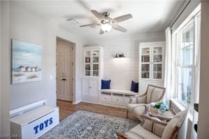 5716 Sunflower Cir, Sarasota, FL 34238, Sold 01/03/22