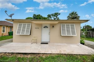 5229 Hardee St, Naples, FL 34113, Sold 10/18/21