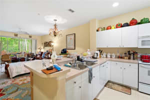 995 Tarpon Cove Dr, Naples, FL 34110, Sold 07/23/21