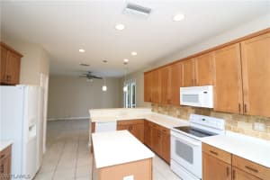 9709 Pineapple Preserve Ct, Fort Myers, FL 33908, Sold 08/24/21