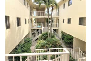 835 W Elkcam Cir, Marco Island, FL 34145, Sold 12/08/21