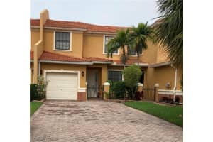 15601 Summit Pl Cir, Naples, FL 34119, Sold 08/25/21
