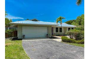 9431 Moonlight Dr, Sanibel, FL 33957, Sold 08/06/21