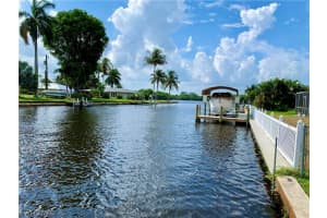 MLS# 221045326, Fort Myers, Florida 33905