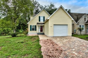 533 Leawood Cir, Naples, FL 34104, Sold 09/21/21