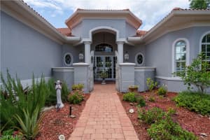 10109 Avonleigh Dr, Bonita Springs, FL 34135, Sold 08/23/21