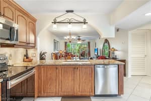 3072 Sandpiper Bay Cir, Naples, FL 34112, Sold 08/11/21